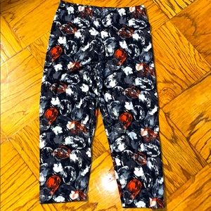 Capri Patterned Leggings